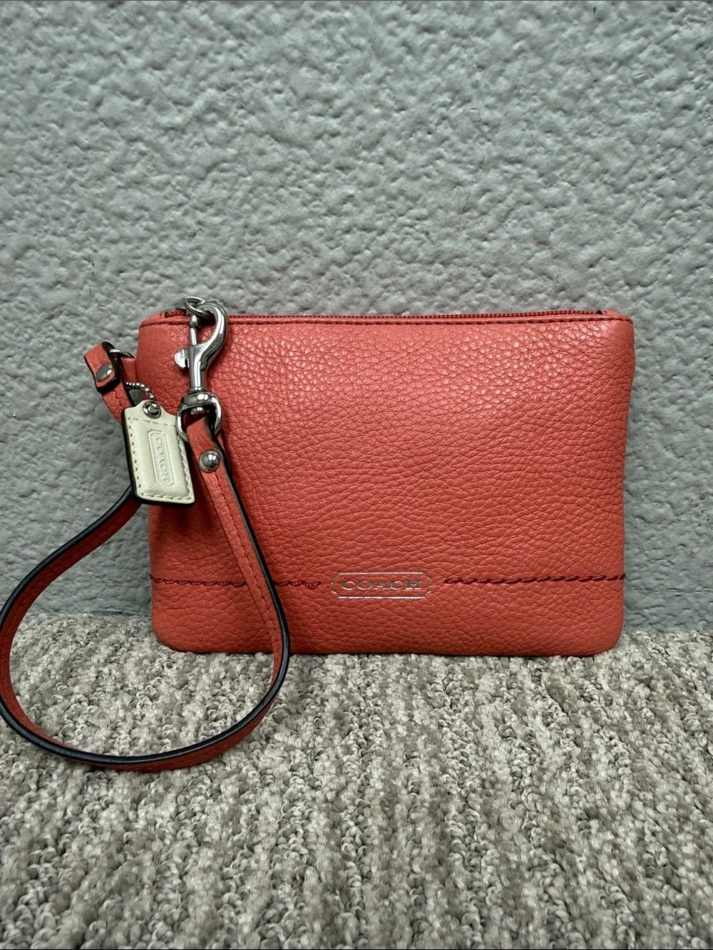 Vintage Y2K COACH Pebbled Leather Wristlet in Coral
